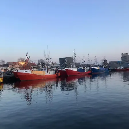 Na Wydmie 5 * ウストカ